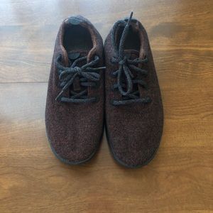 Allbirds wool runner maroon 9